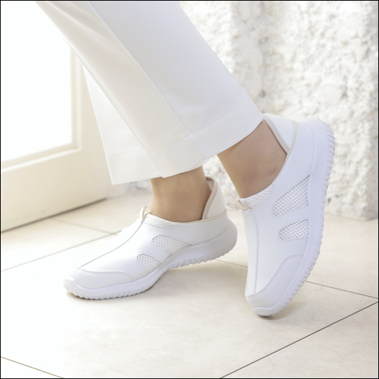 バリュフロートV104 ナースシューズ ブラック