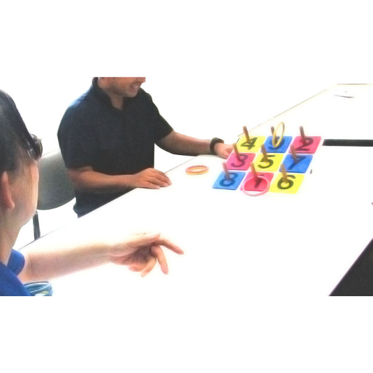 卓上カラー輪投げ