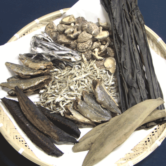 素材八種の和風だし 8g×14袋