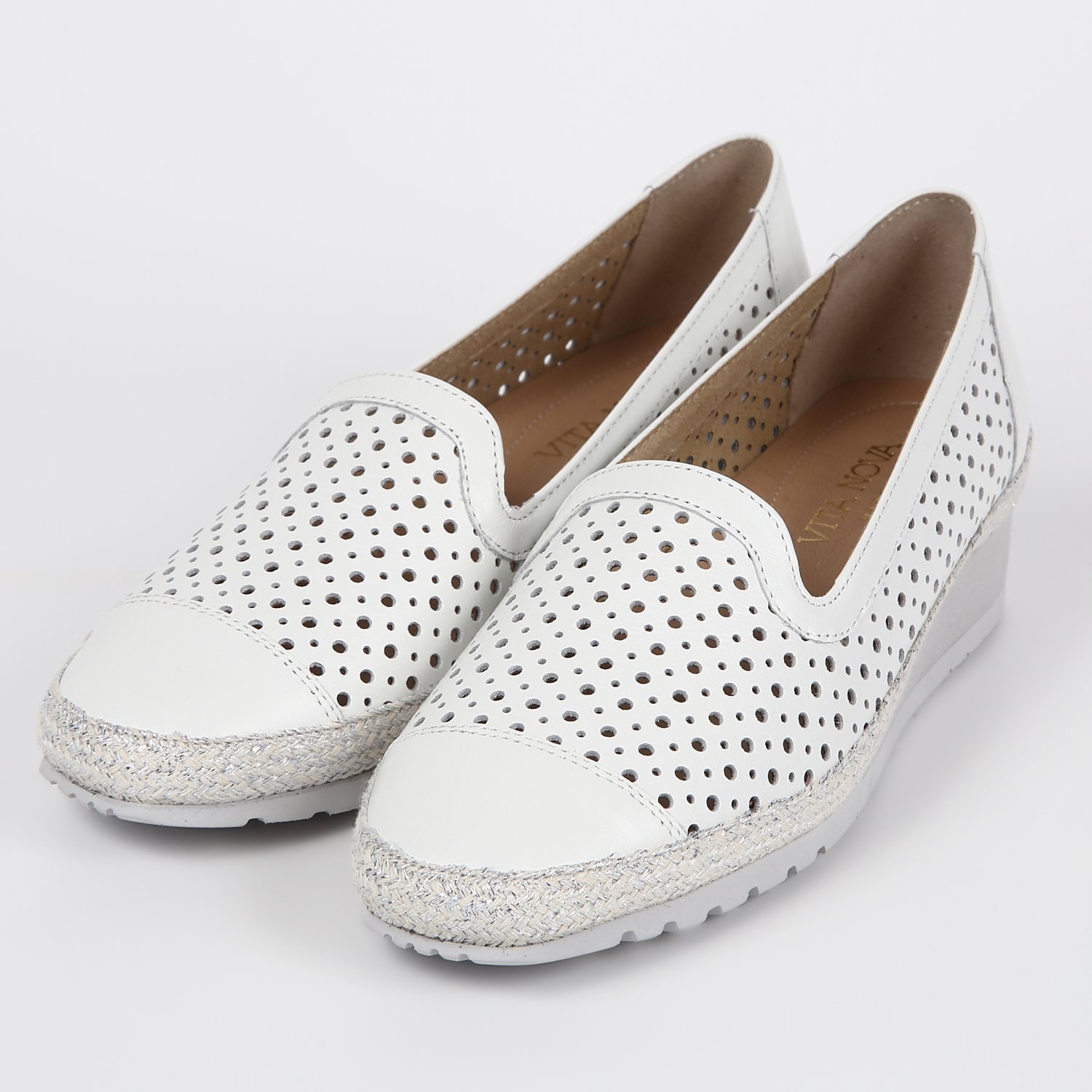 パンチングスリップオンシューズ