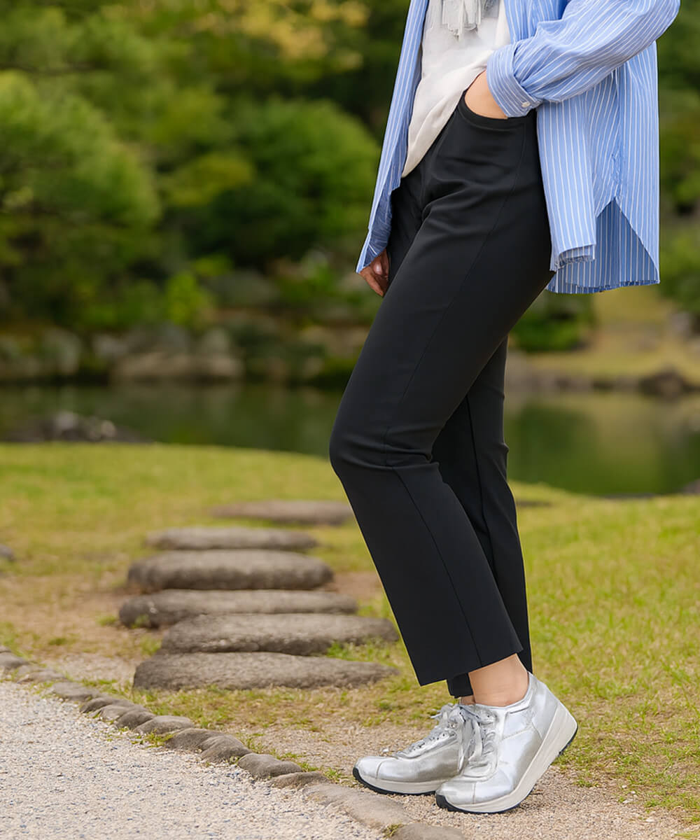 【日本製】大人の欲張り涼感セミフレアパンツ　股下68㎝